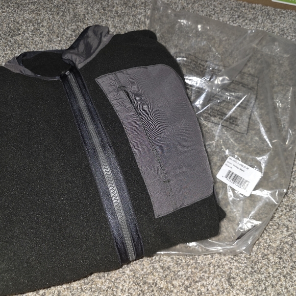 American Giant Women's Active Fleece Full Zip - Picture 6 of 9